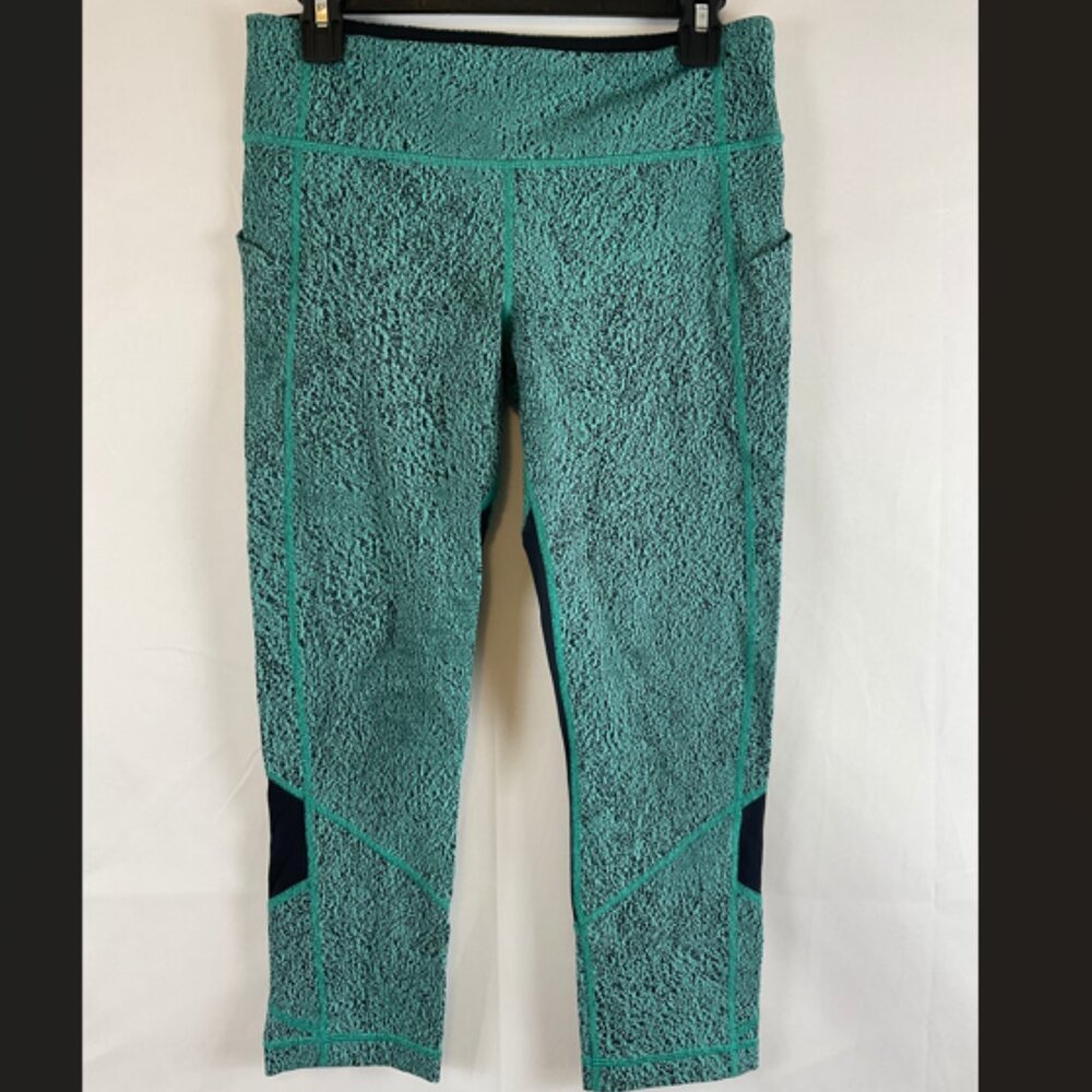 Lululemon Cropped Leggings 8 Mint Black Graphic Print Tech Pockets Zipper Pocket